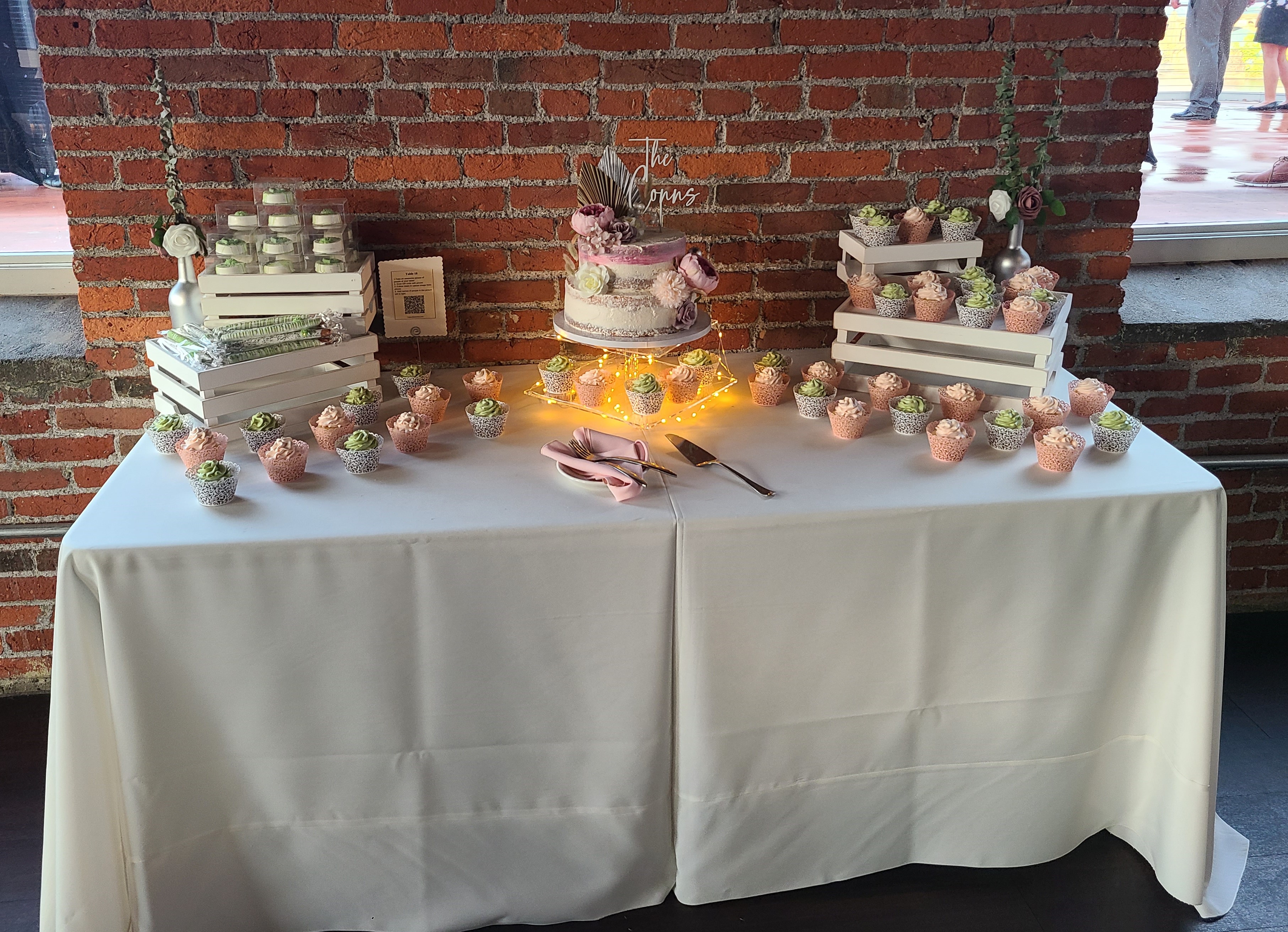 wedding table picture